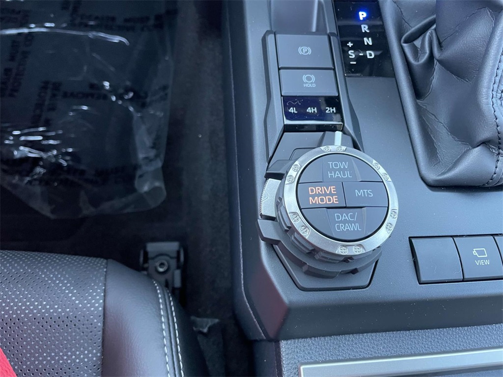 2025 Toyota 4Runner TRD Off-Road Premium photo 30