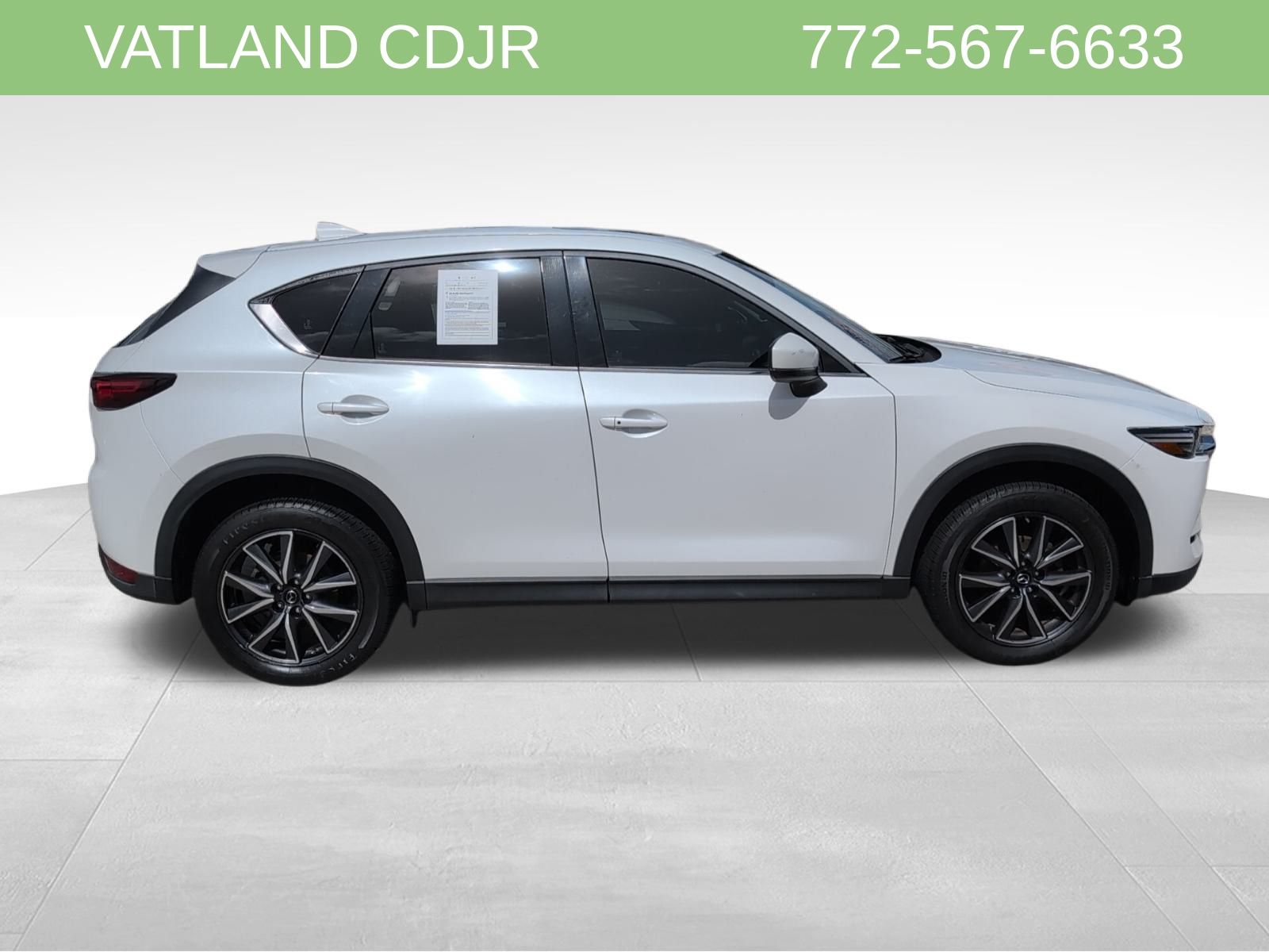 2017 Mazda CX-5 Grand Touring photo 4