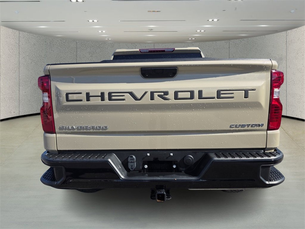 2023 Chevrolet Silverado 1500 Custom Trail Boss Z71 photo 4