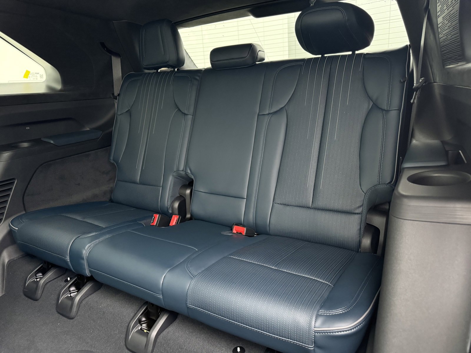 2025 Cadillac Escalade IQ Sport photo 11