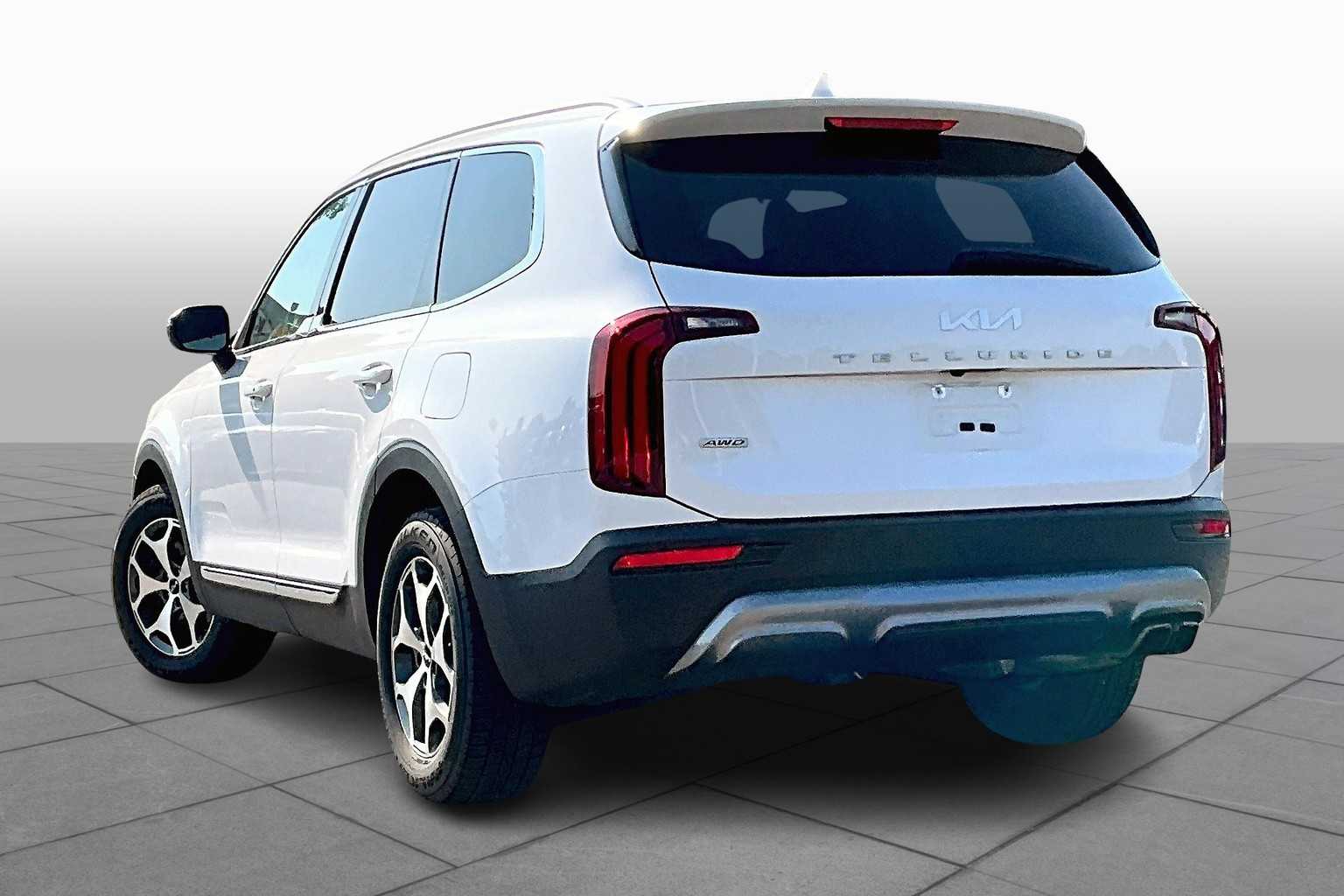 2022 Kia Telluride EX photo 10