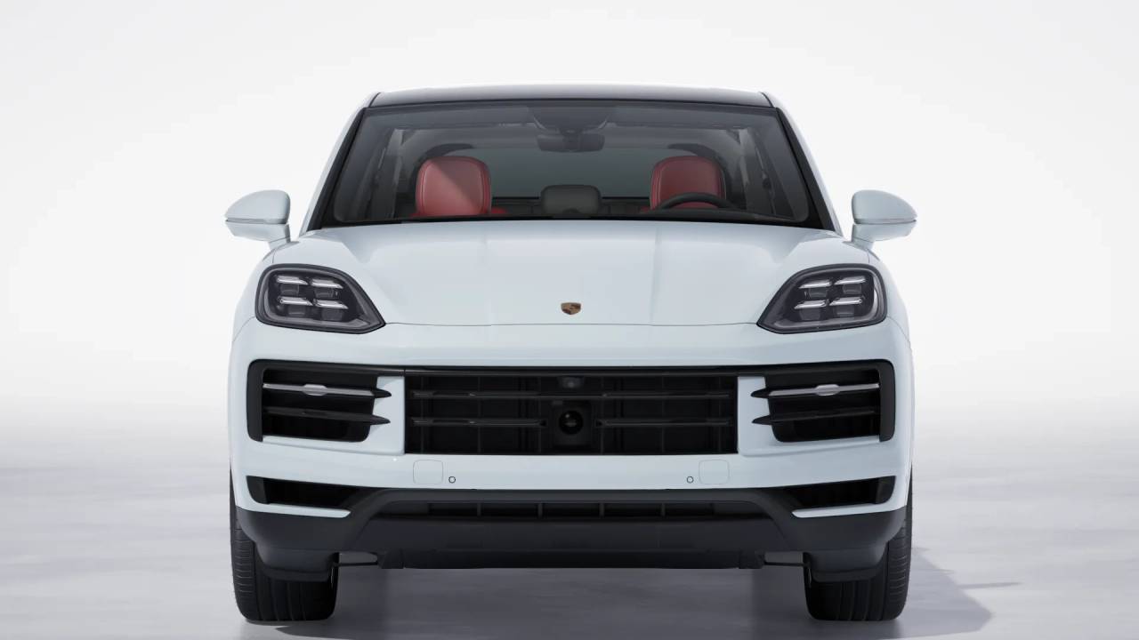 2026 Porsche Cayenne Coupe photo 8