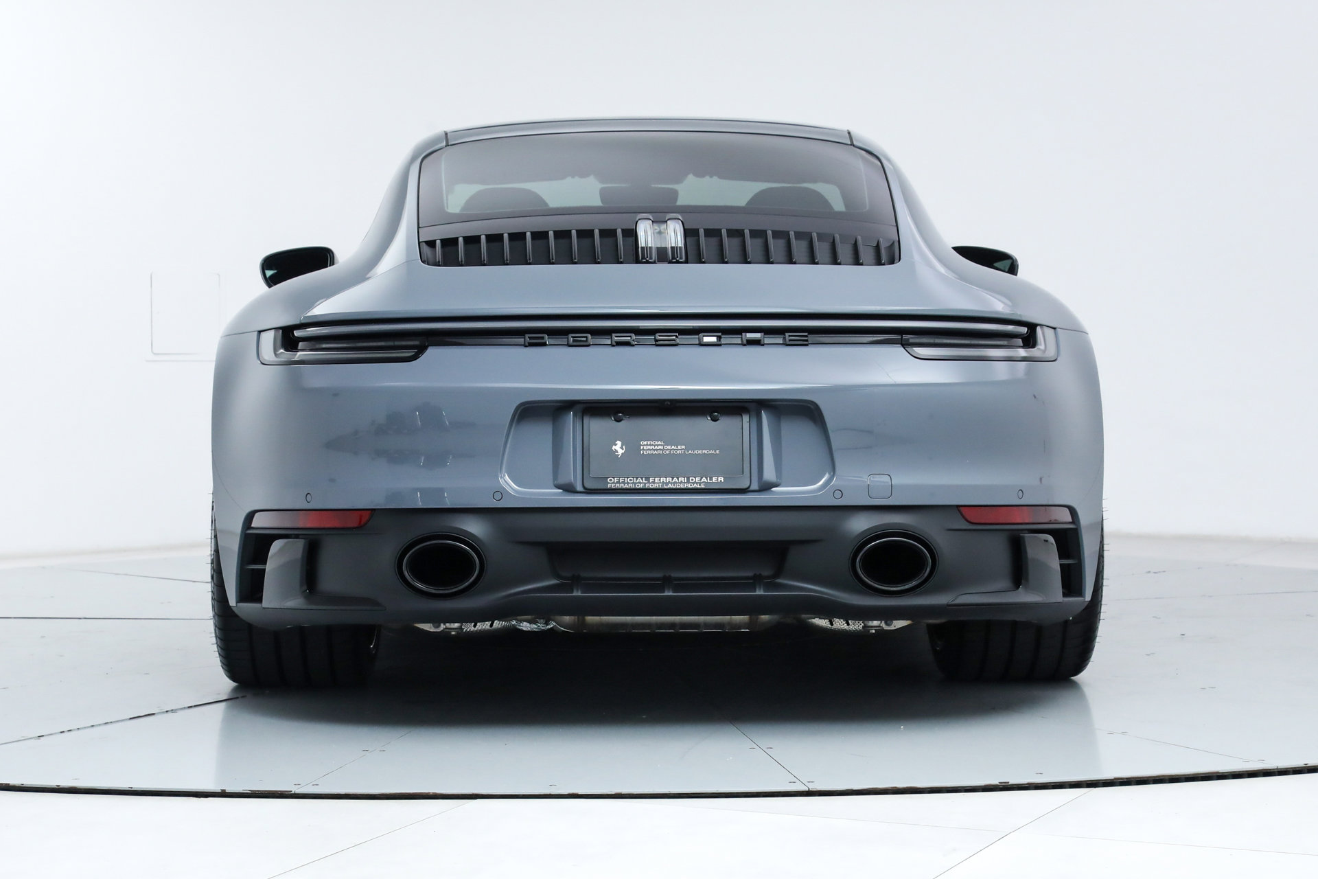 2024 Porsche 911 GTS photo 4