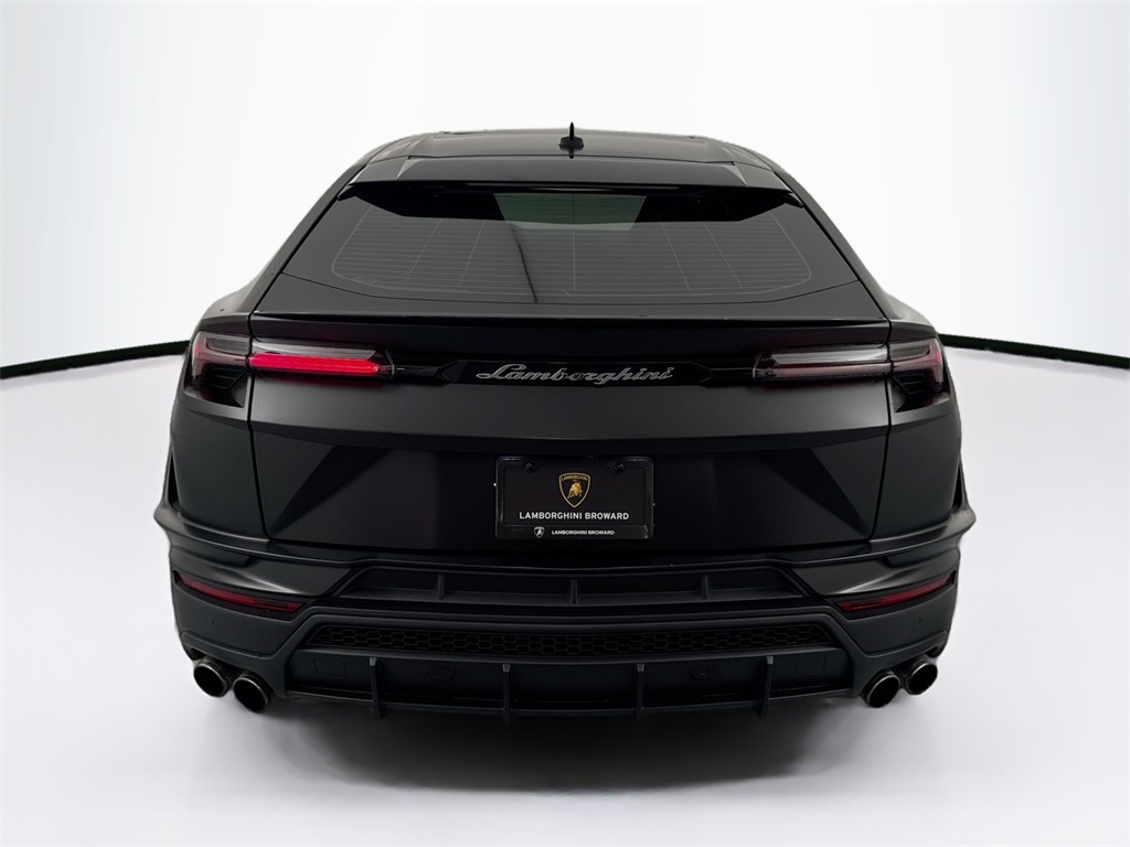 2024 Lamborghini Urus S photo 5