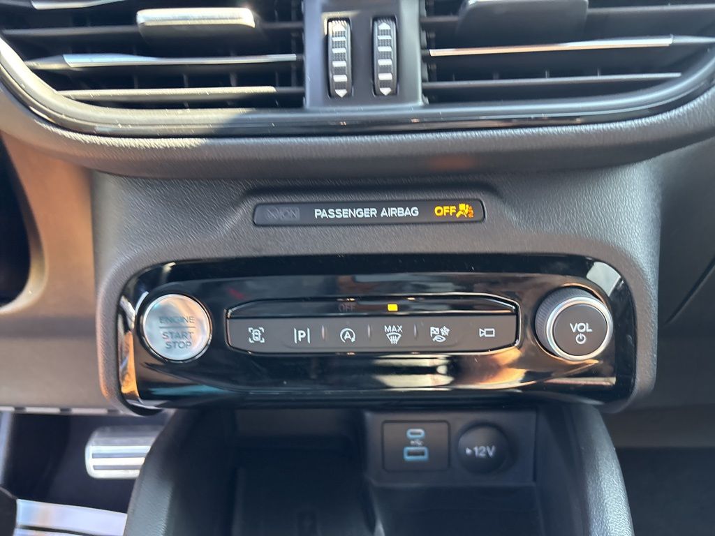 2023 Ford Escape ST-Line Elite photo 19