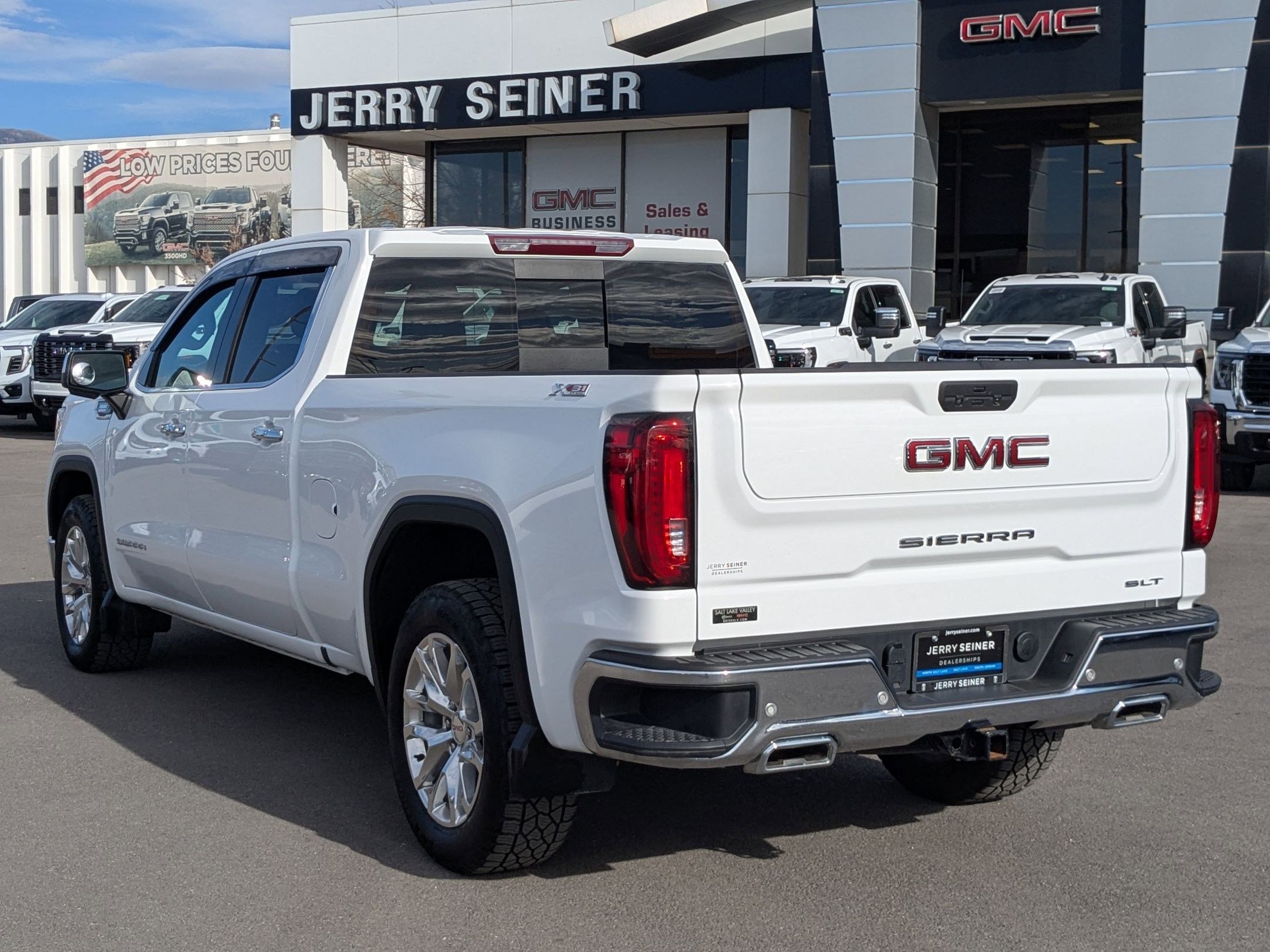 2021 Gmc Sierra 1500 SLT photo 3