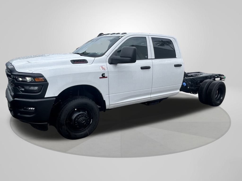 2025 Ram 3500 Tradesman photo 3