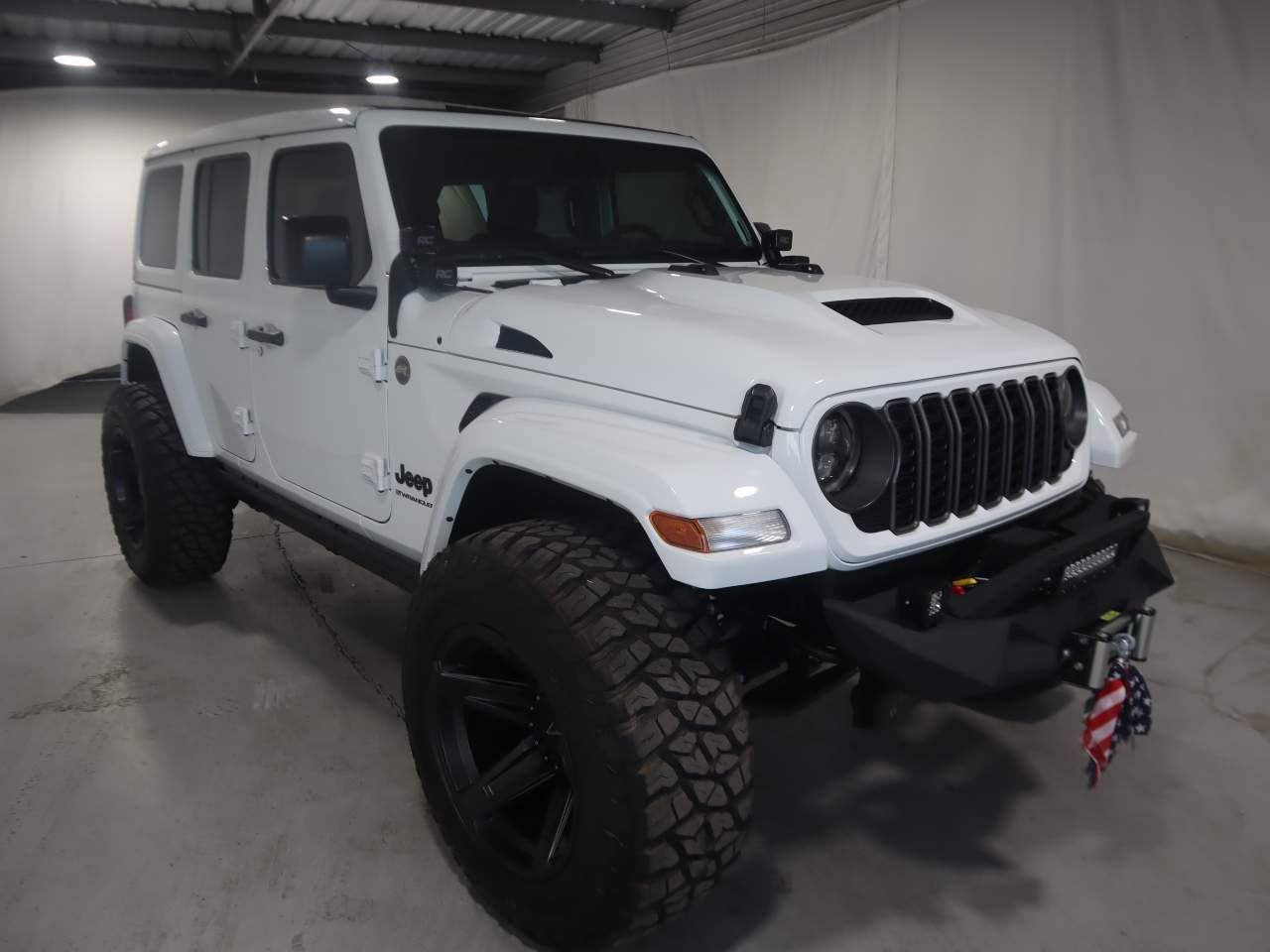 2024 Jeep Wrangler Sport S photo 4