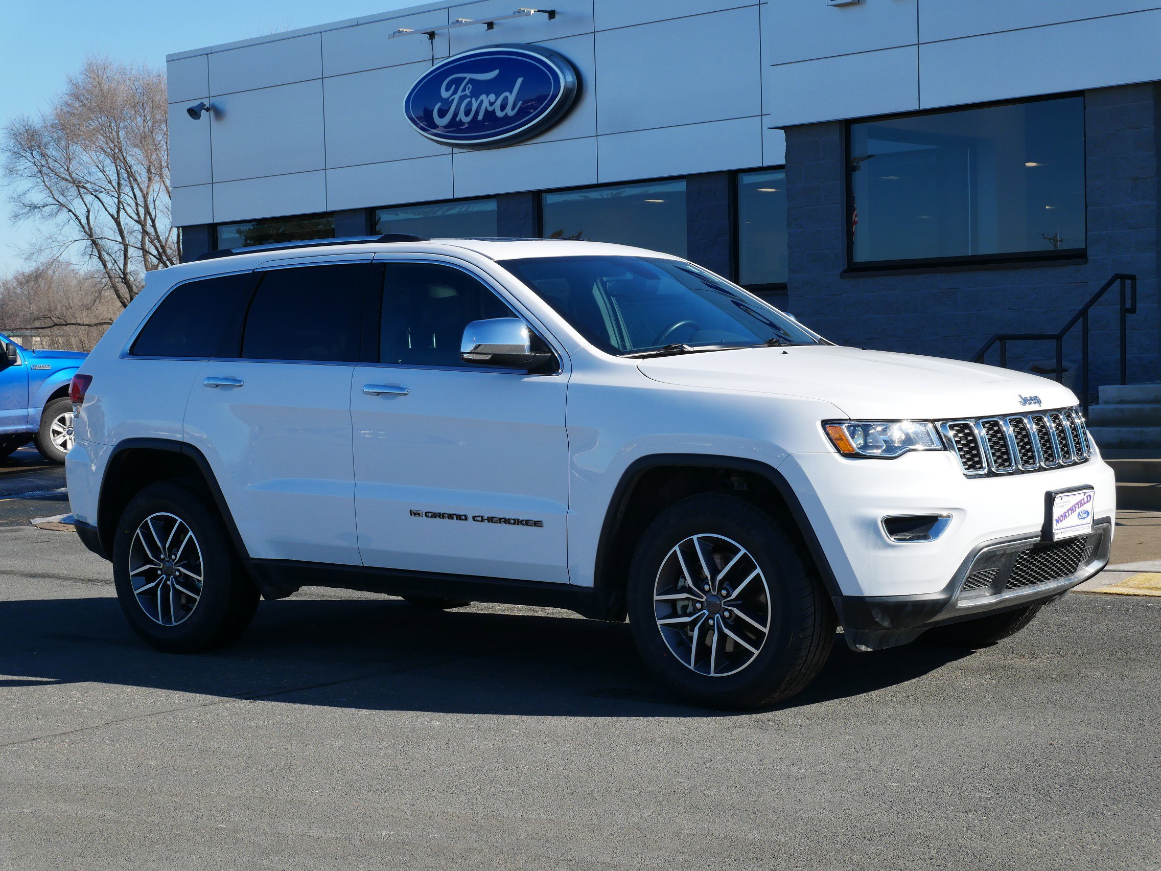 Used 2022 Jeep Grand Cherokee WK Limited with VIN 1C4RJFBG1NC125340 for sale in Northfield, Minnesota