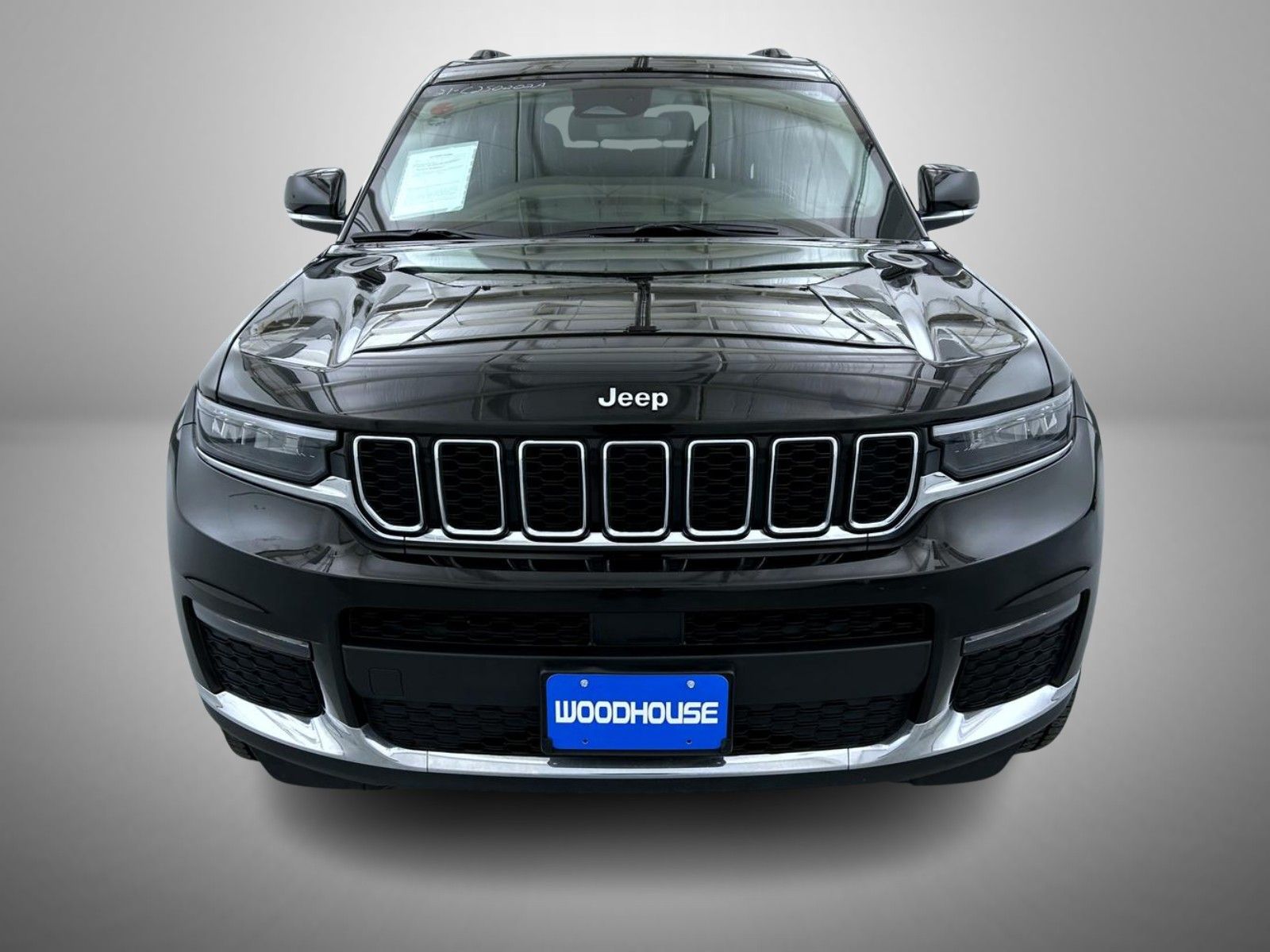 2021 Jeep Grand Cherokee Limited photo 2