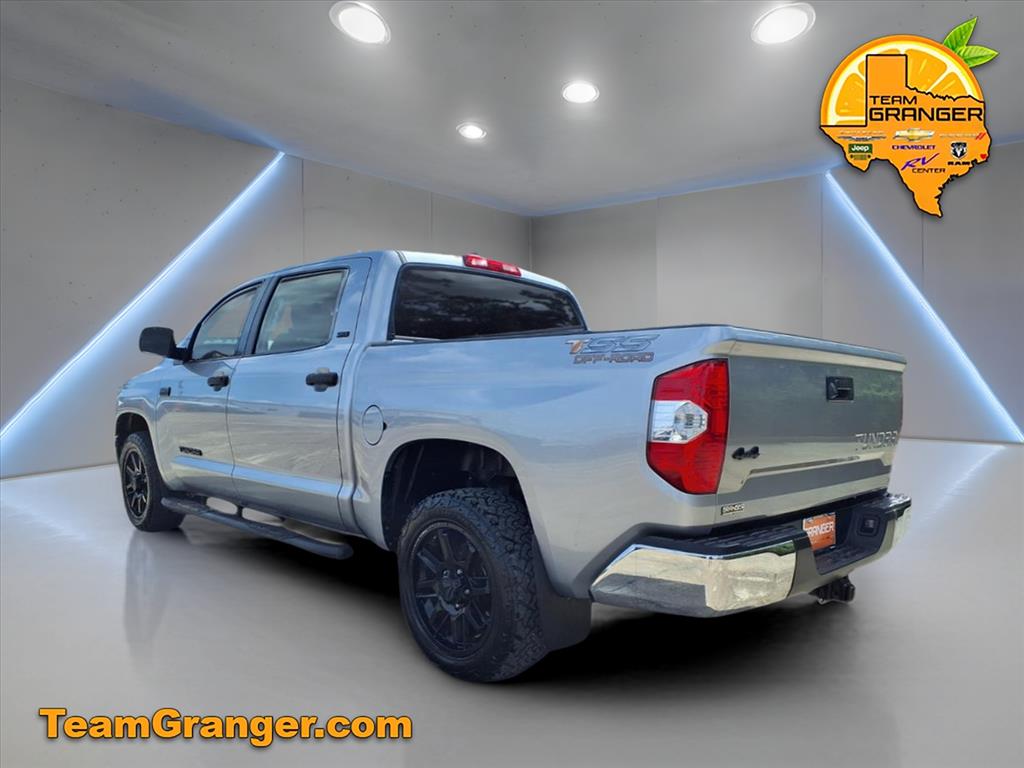 2021 Toyota Tundra SR5 CrewMax photo 3