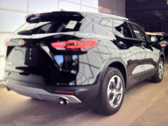 2023 Chevrolet Blazer 2LT photo 3