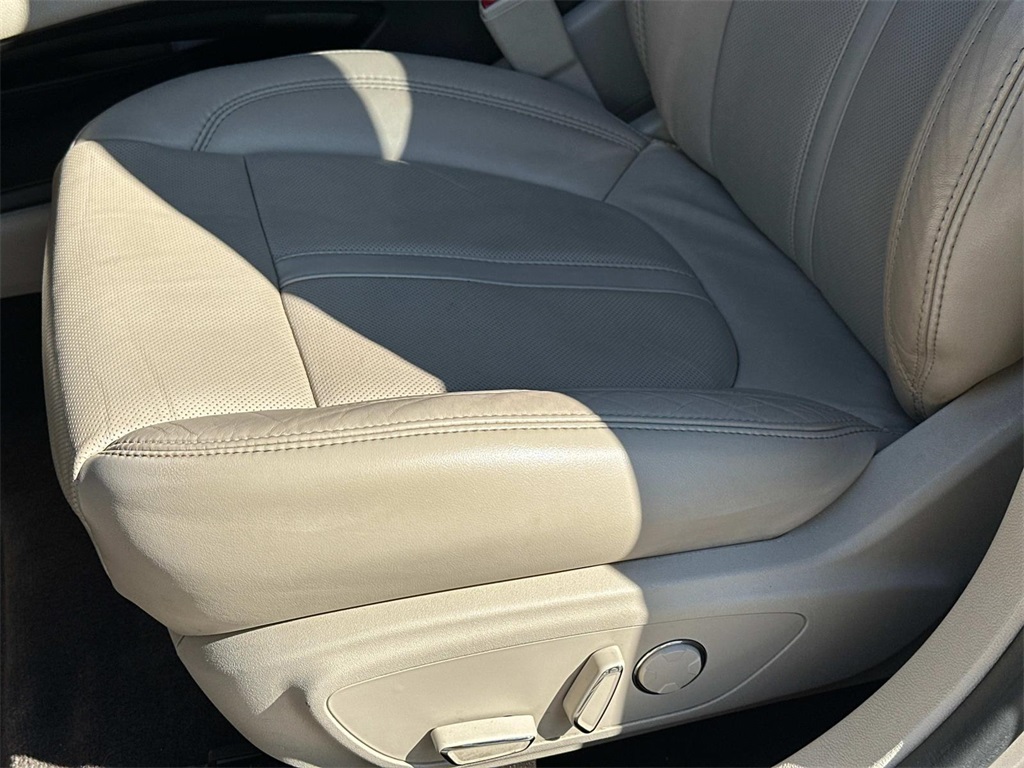 2017 Lincoln MKZ Reserve photo 14