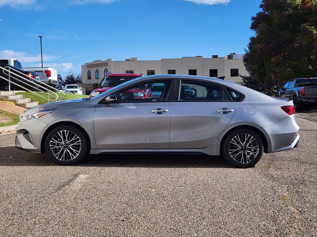 2023 Kia Forte GT-Line photo 4
