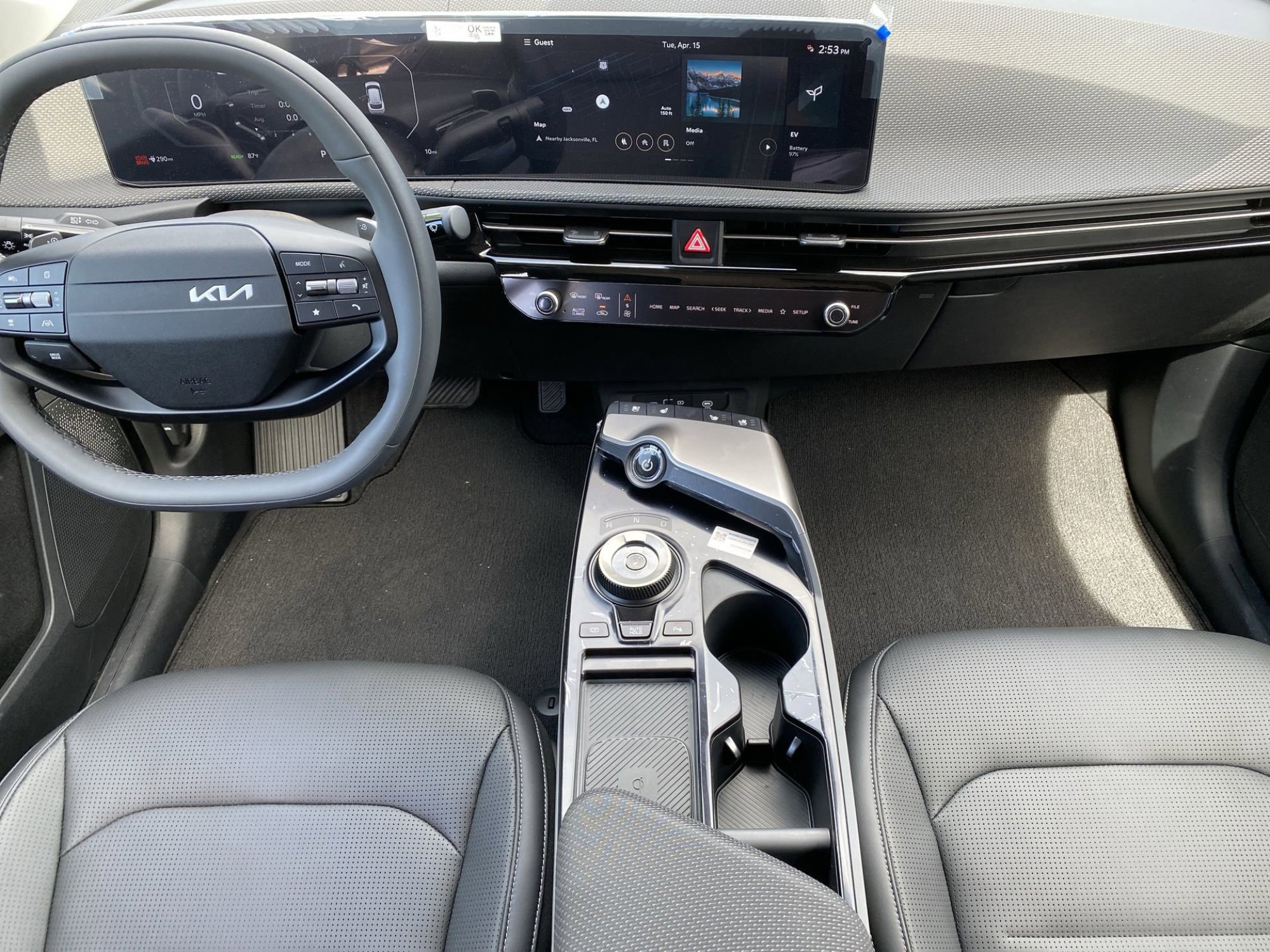 2025 Kia EV6 Wind photo 13