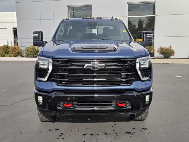 2026 Chevrolet Silverado 2500HD LT photo 2