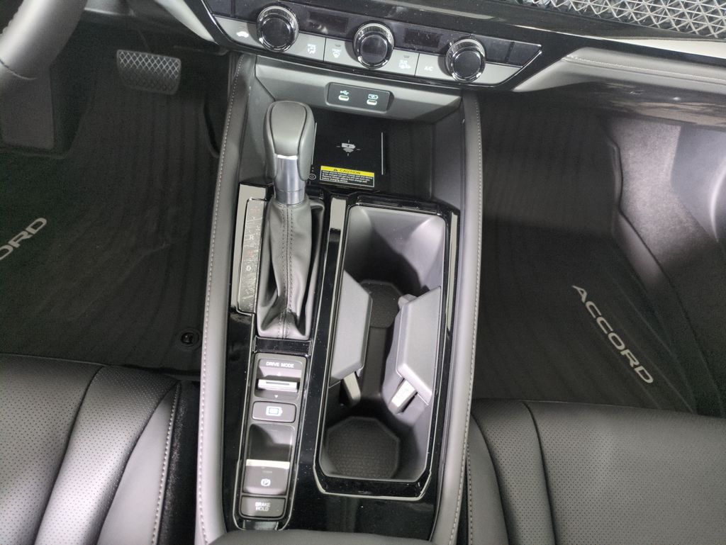 2025 Honda Accord Hybrid Touring photo 20
