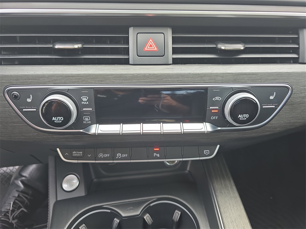 2019 Audi A4 2.0T Premium Plus photo 21