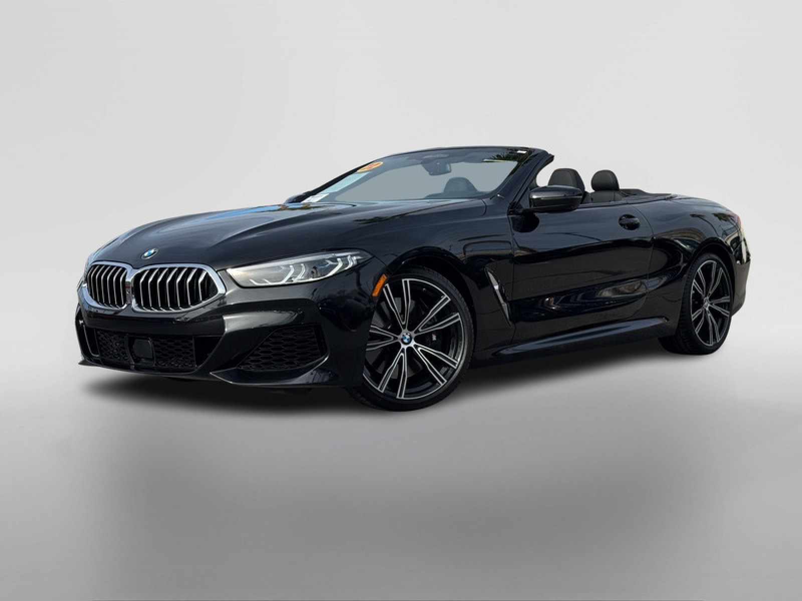 2022 BMW 8 Series 840i's photo