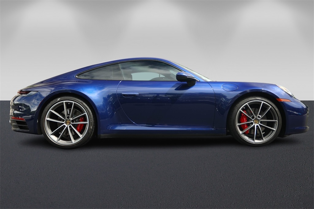 2021 Porsche 911 S photo 2