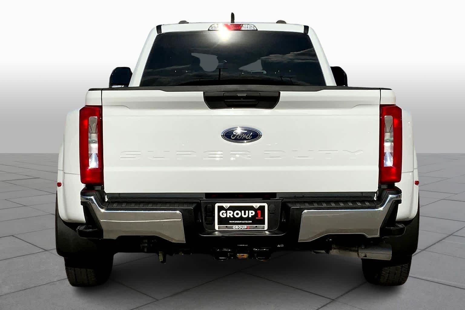 2024 Ford F-350 XL photo 4