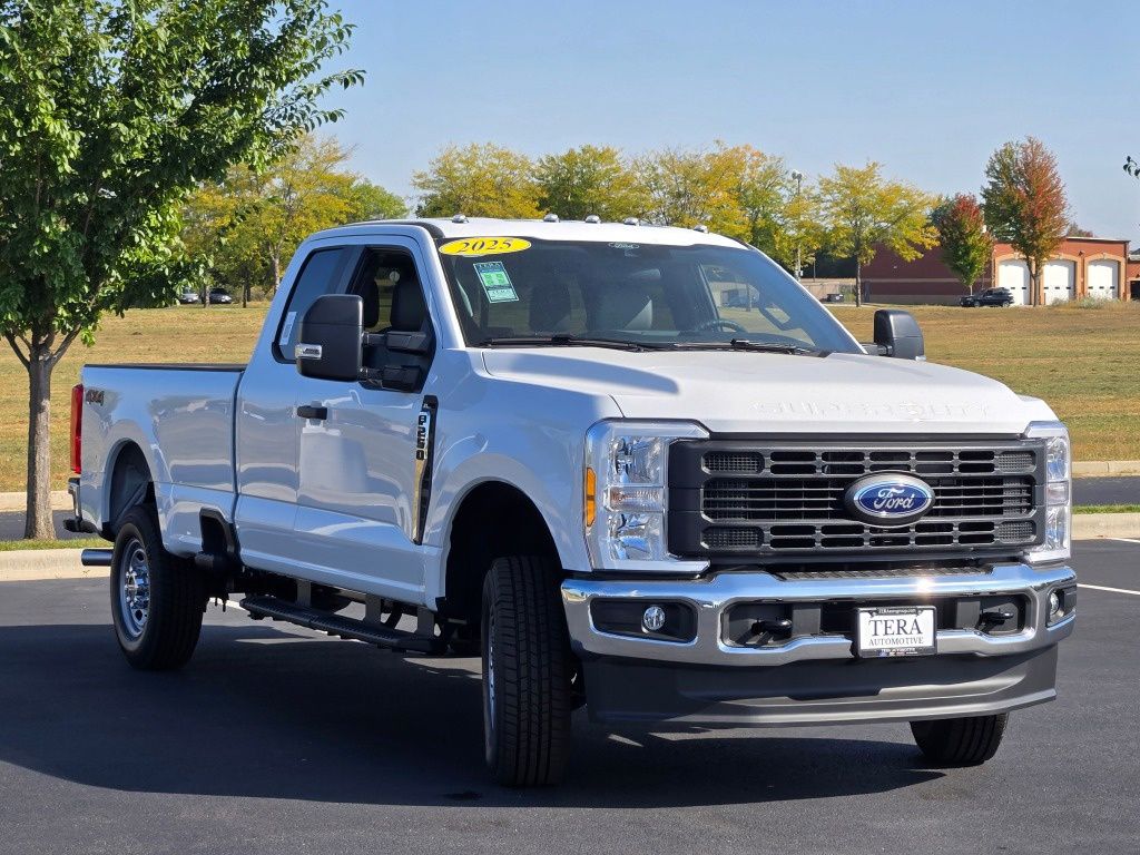 2025 Ford F-250 XL photo 3