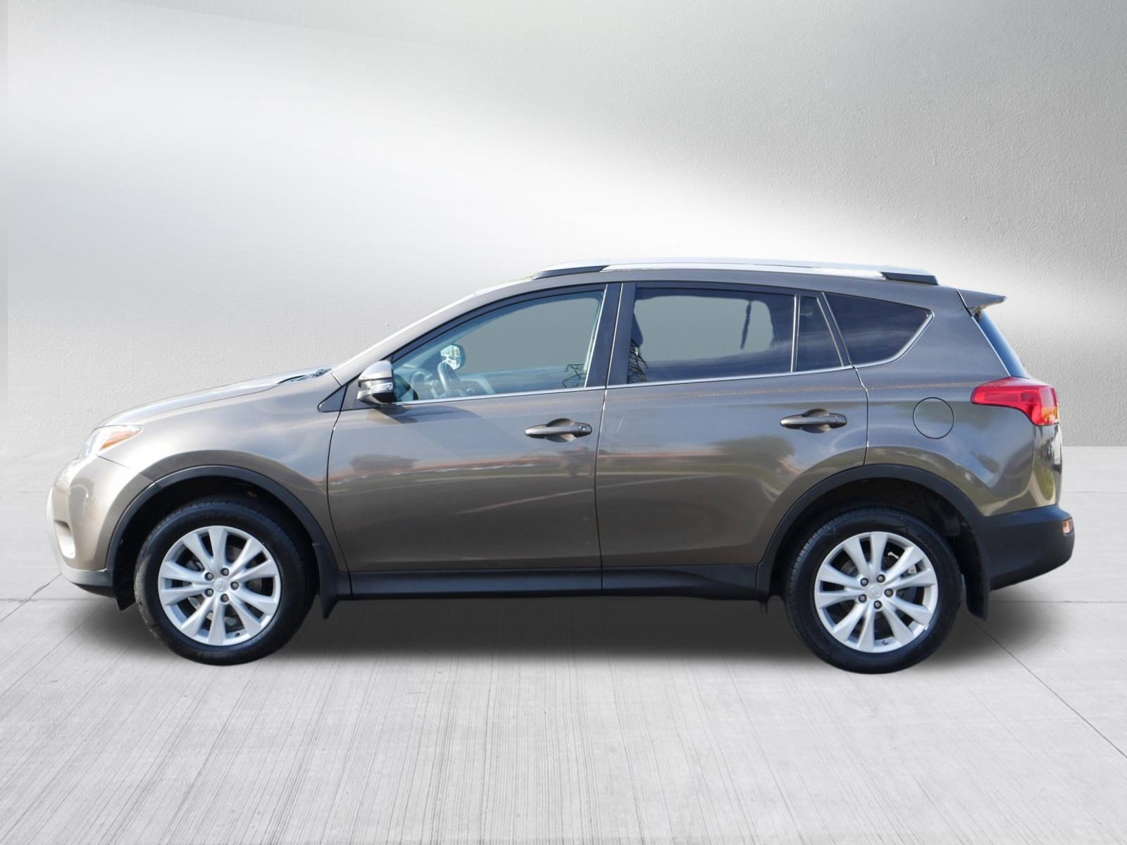 2013 Toyota RAV4 Limited photo 4