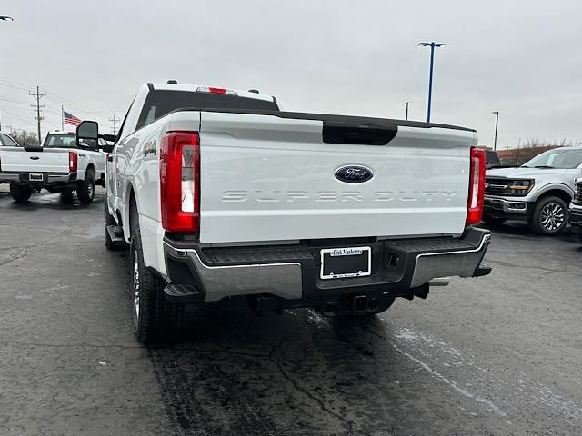 2025 Ford F-250 XLT photo 10