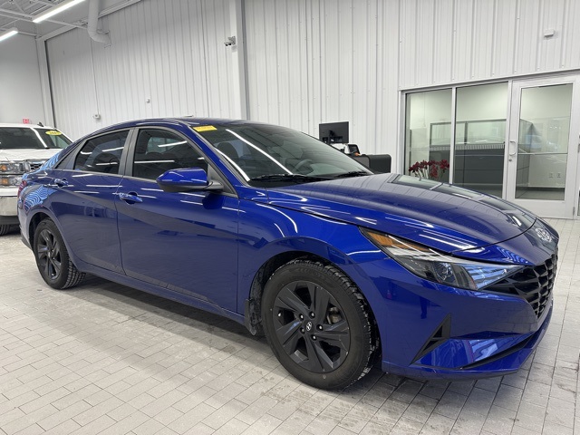 2023 Hyundai Elantra SEL's photo