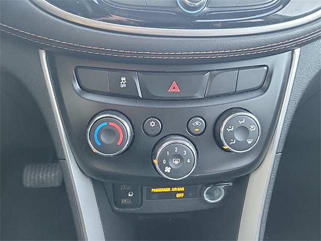 2021 Chevrolet Trax LT photo 5