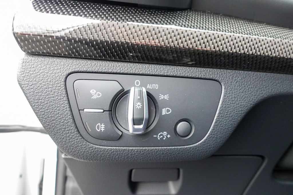 2023 Audi SQ5 Premium Plus photo 15