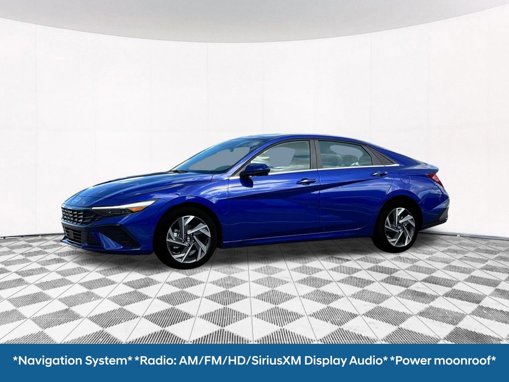 2025 Hyundai Elantra SEL Convenience photo 2