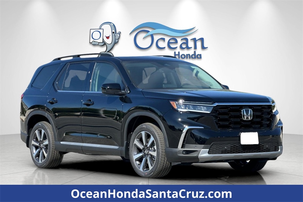 2025 Honda Pilot Touring's photo