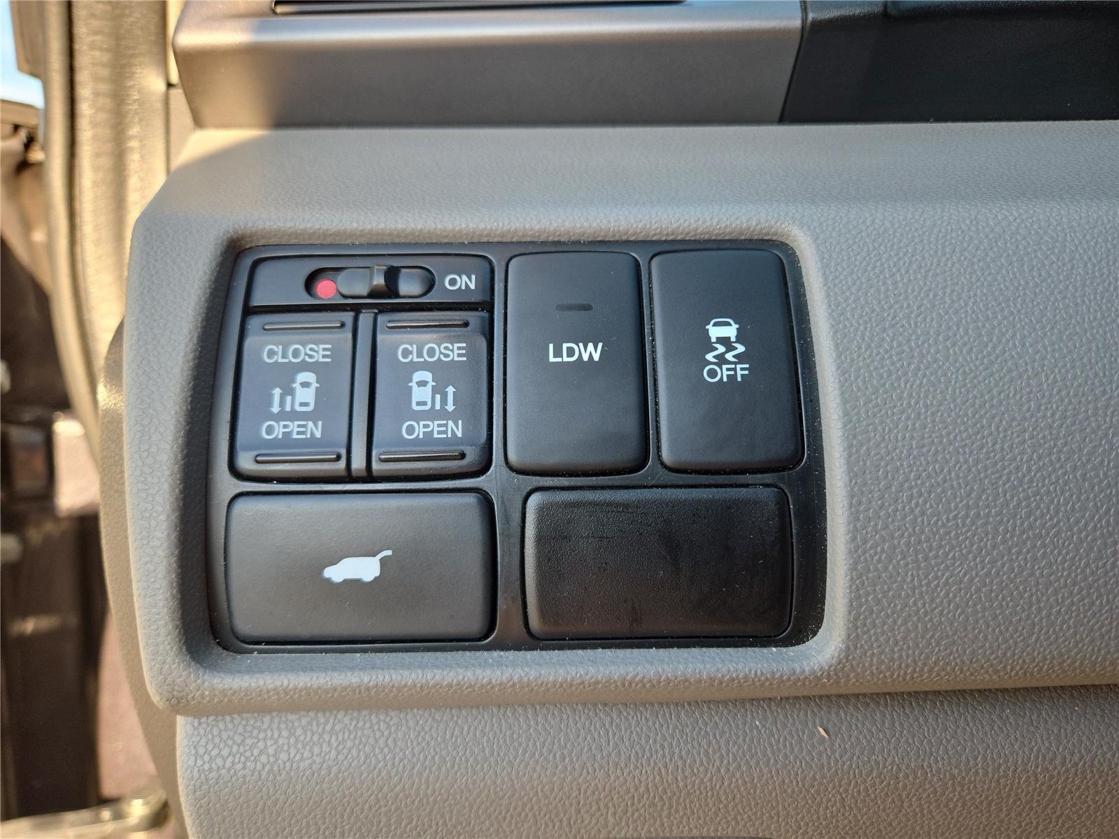 2015 Honda Odyssey EX-L photo 14