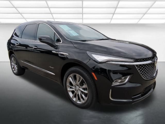 2023 Buick Enclave Avenir's photo
