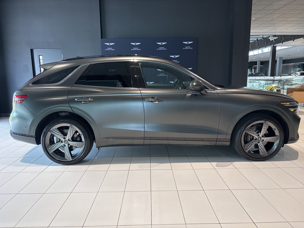 2025 Genesis GV70 Advanced 3.5T Sport Prestige photo 2