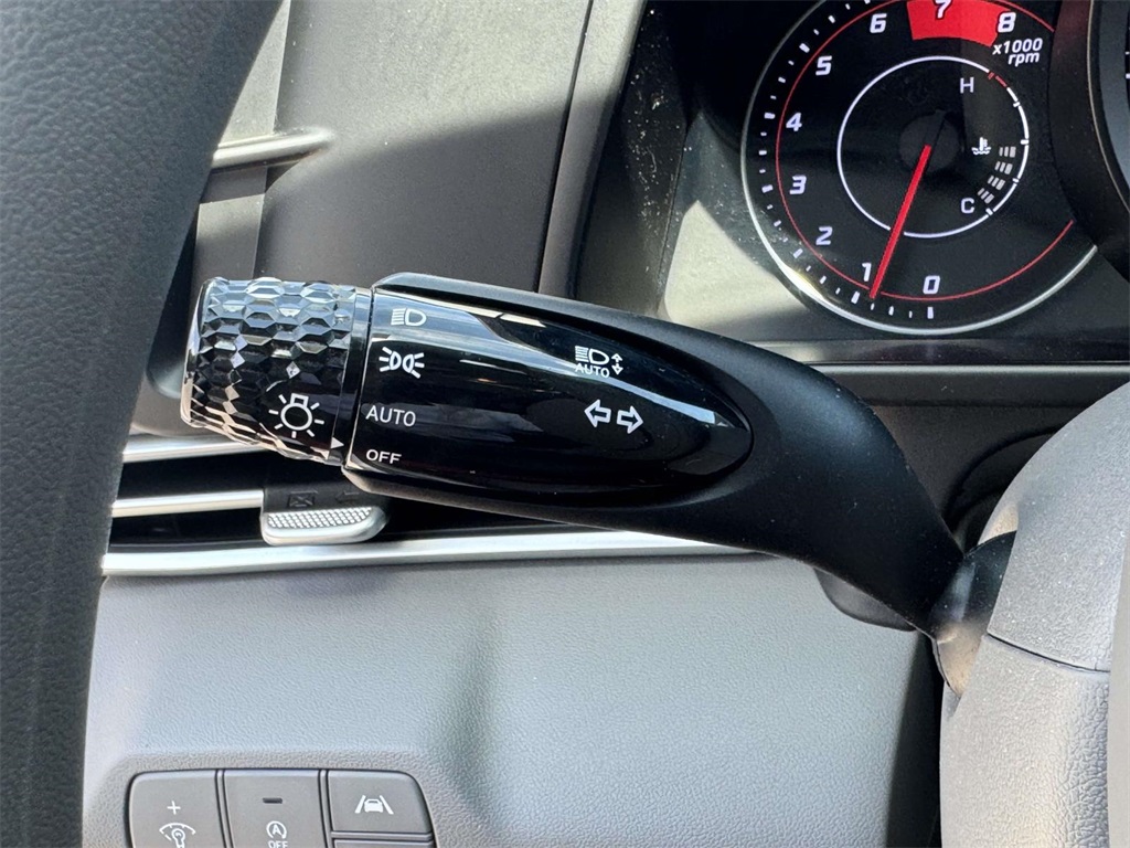 2023 Hyundai Elantra SE photo 20