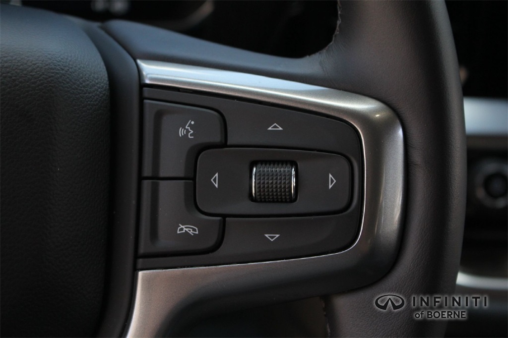 2022 Chevrolet Silverado 1500 LT photo 13