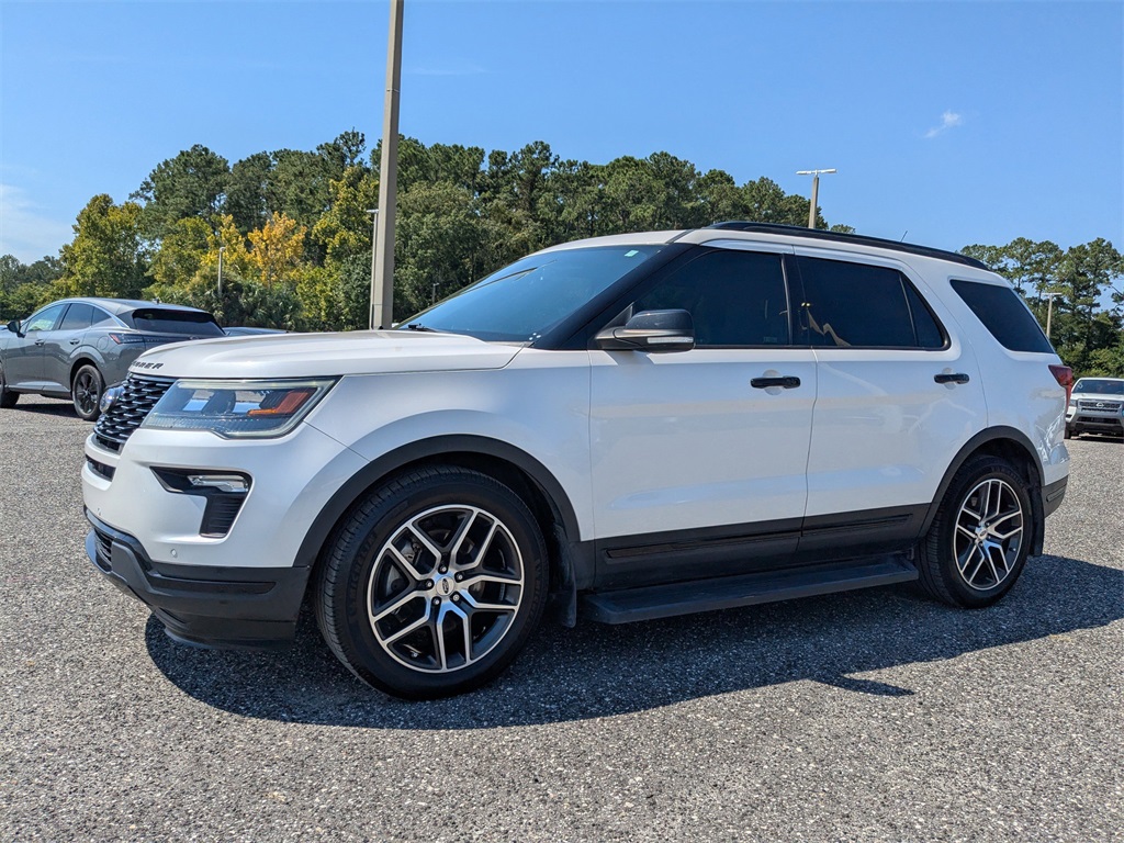2018 Ford Explorer Sport photo 7