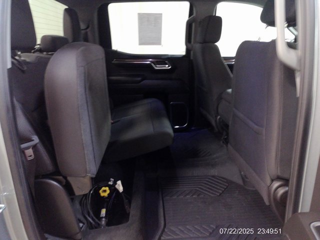 2024 Chevrolet Silverado 1500 LT photo 19
