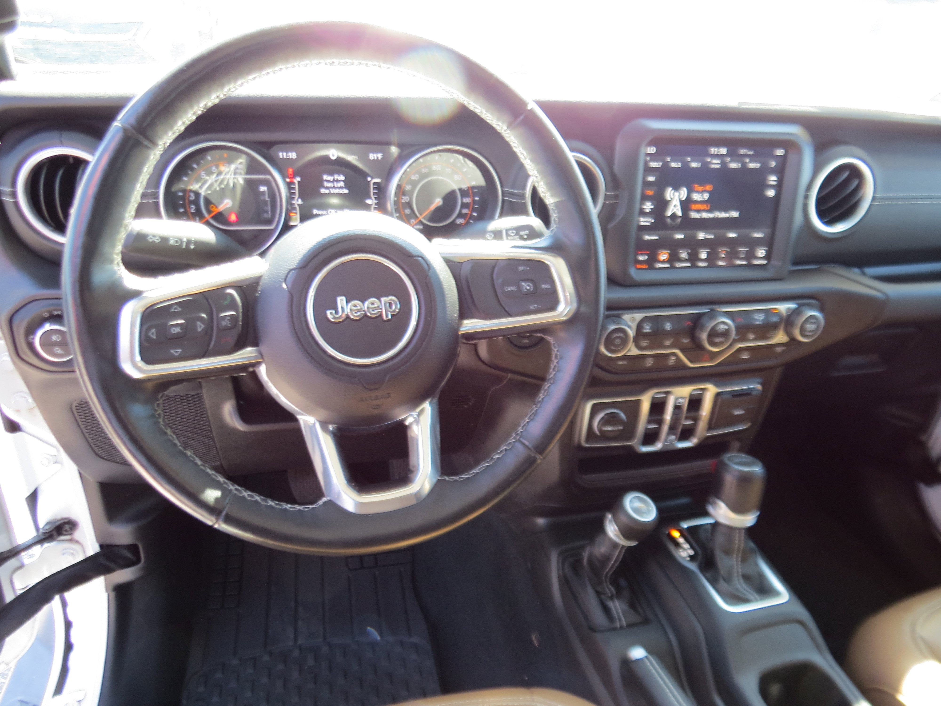 2023 Jeep Gladiator Overland photo 26