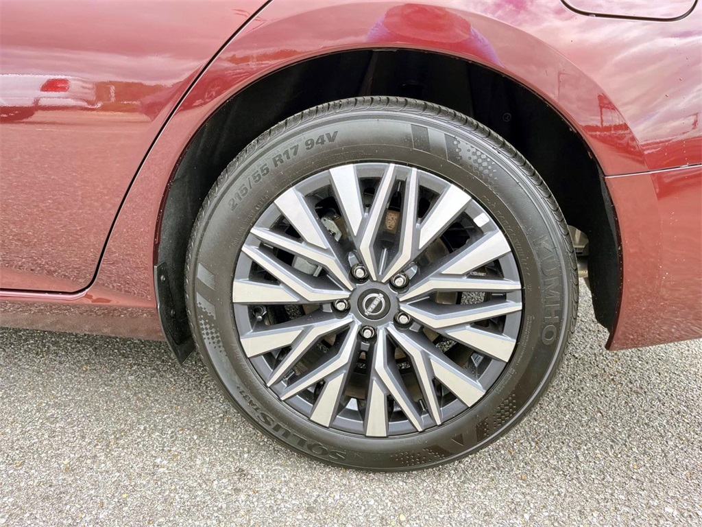 2025 Nissan Altima 2.5 SV photo 10
