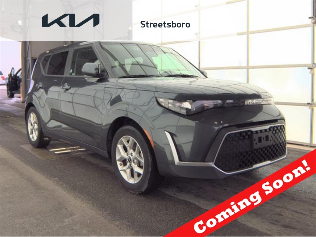 2024 Kia Soul LX's photo