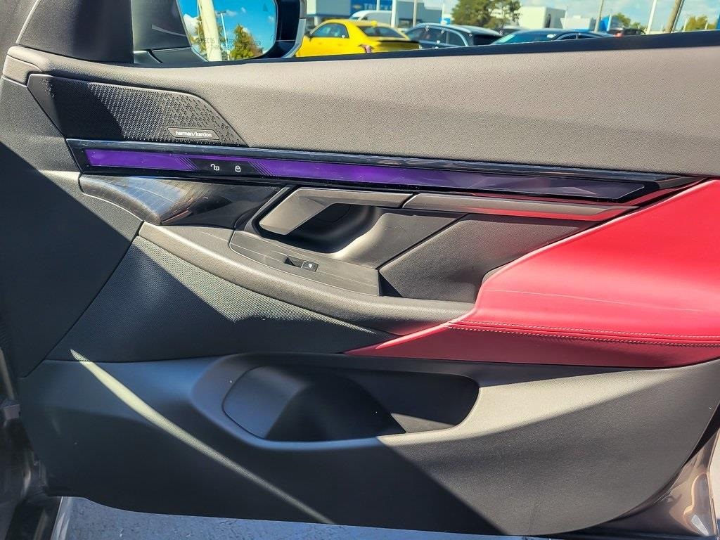 2025 BMW 540I - Image 22