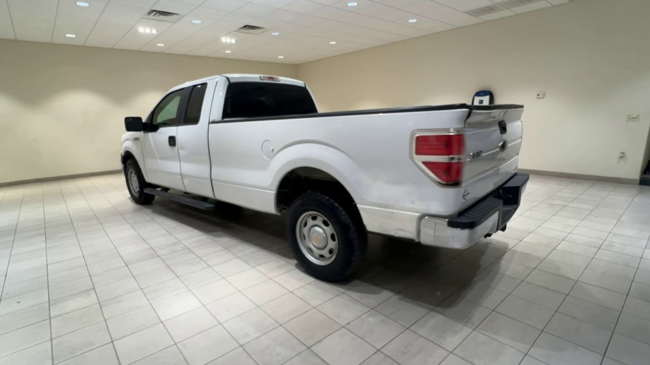 2013 Ford F-150 XL photo 32