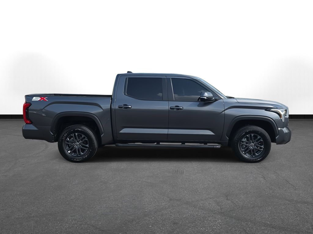 2024 Toyota Tundra SR5 photo 4