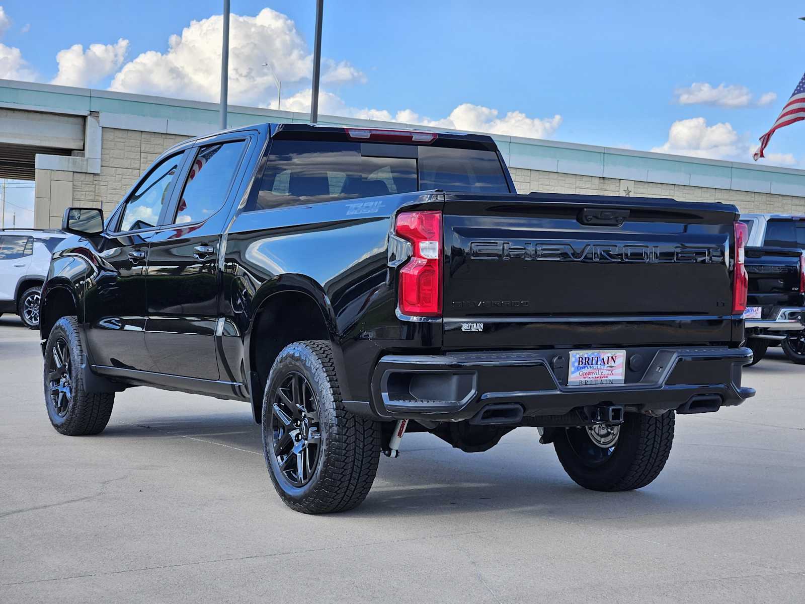 2026 Chevrolet Silverado 1500 LT Trail Boss photo 3