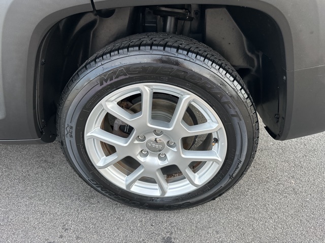 2021 Jeep Renegade Latitude photo 29