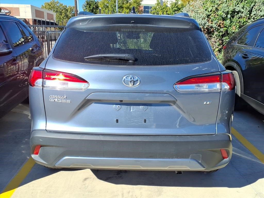 Used 2025 Toyota Corolla Cross LE with VIN 7MUCAAAG8SV125815 for sale in Northfield, Minnesota