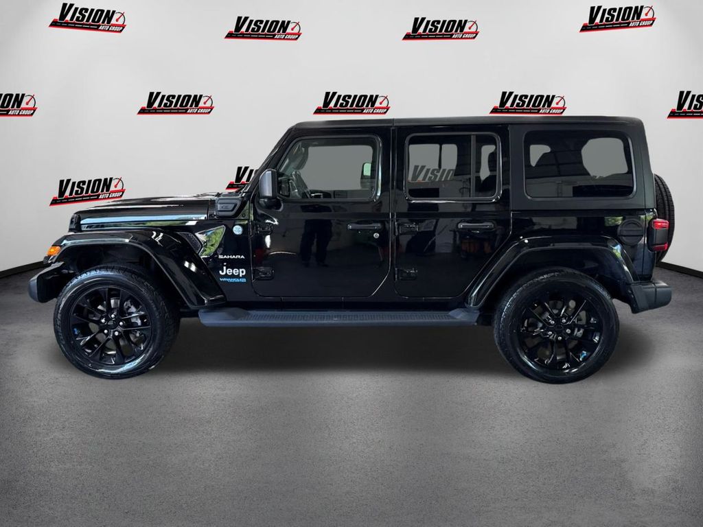 2022 Jeep Wrangler Unlimited Sahara 4xe photo 8